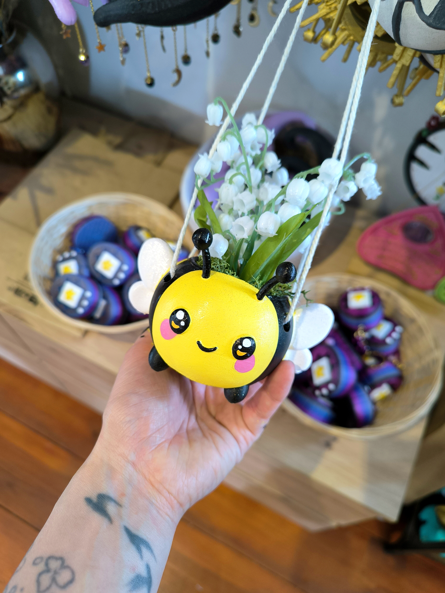 Beee-Lily ( à suspendre ) 🐝
